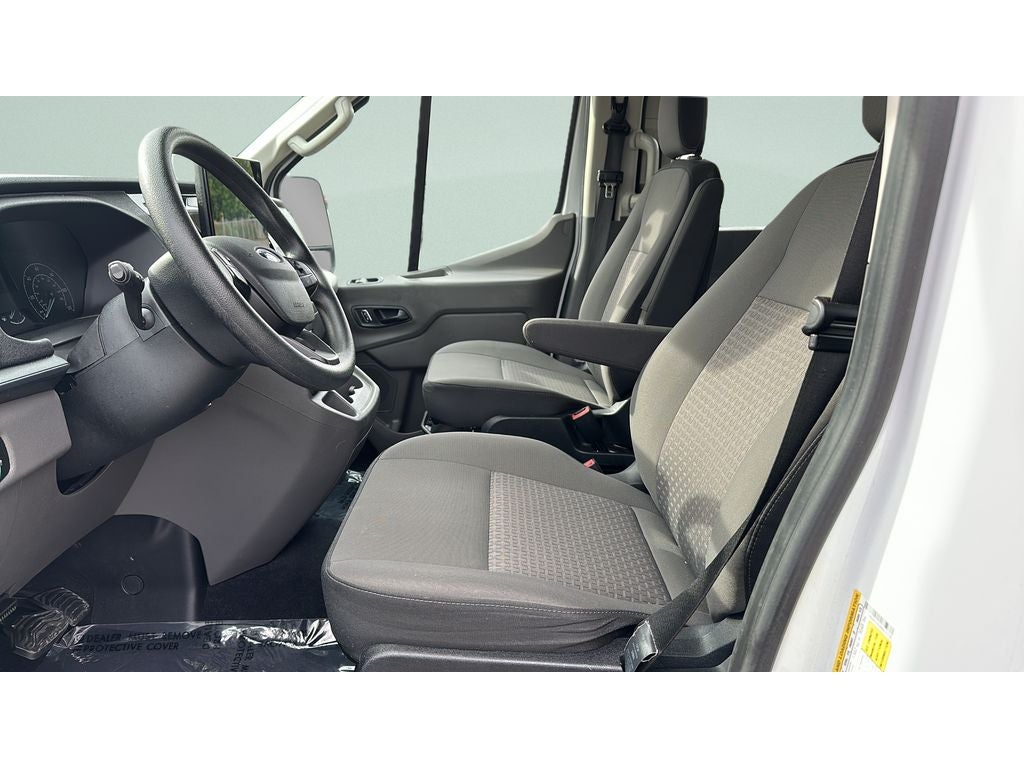 2024 Ford Transit Wagon XLT