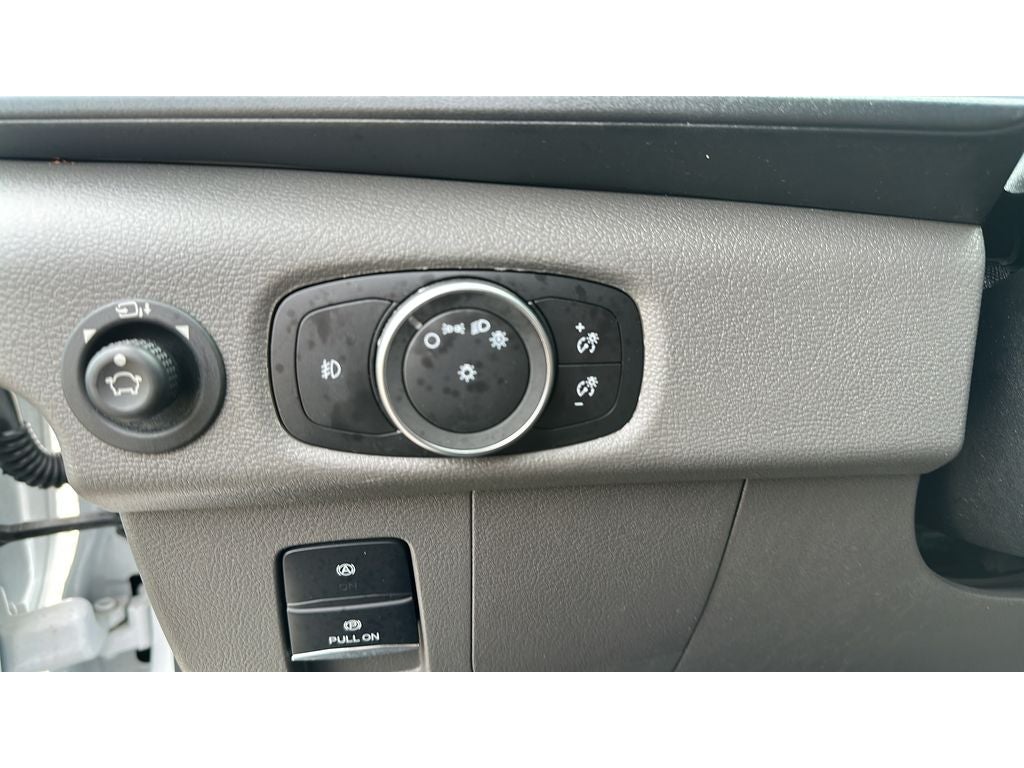 2024 Ford Transit Wagon XLT
