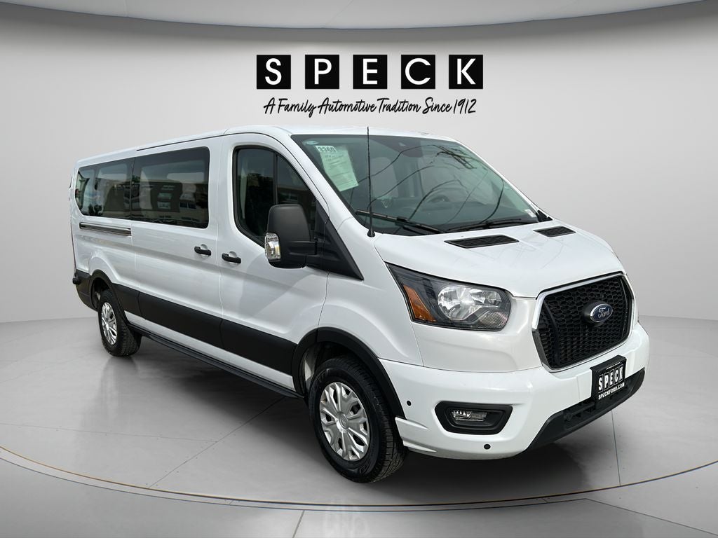 2024 Ford Transit Wagon XLT