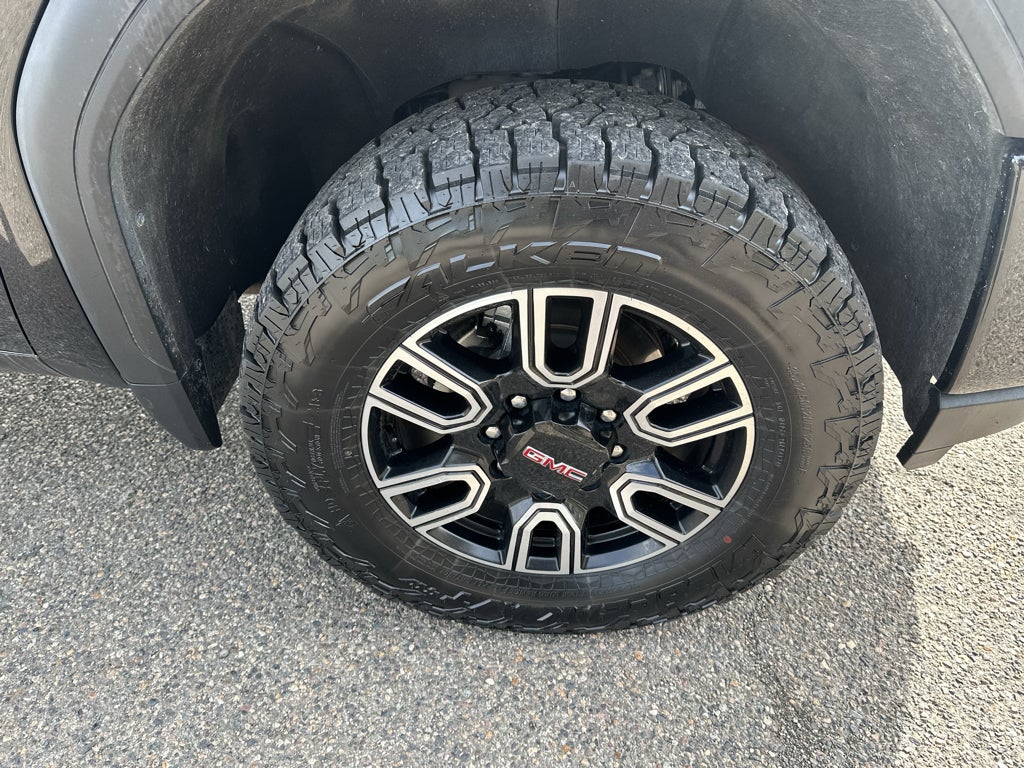 2022 GMC Sierra AT4