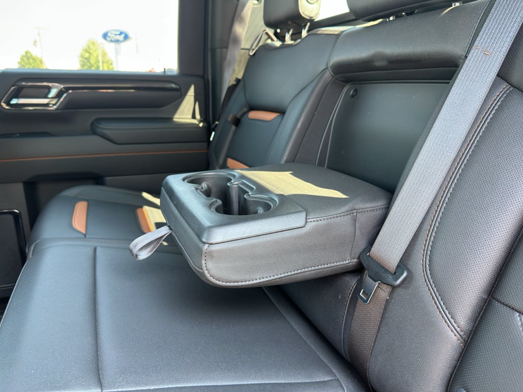 2024 GMC Sierra AT4