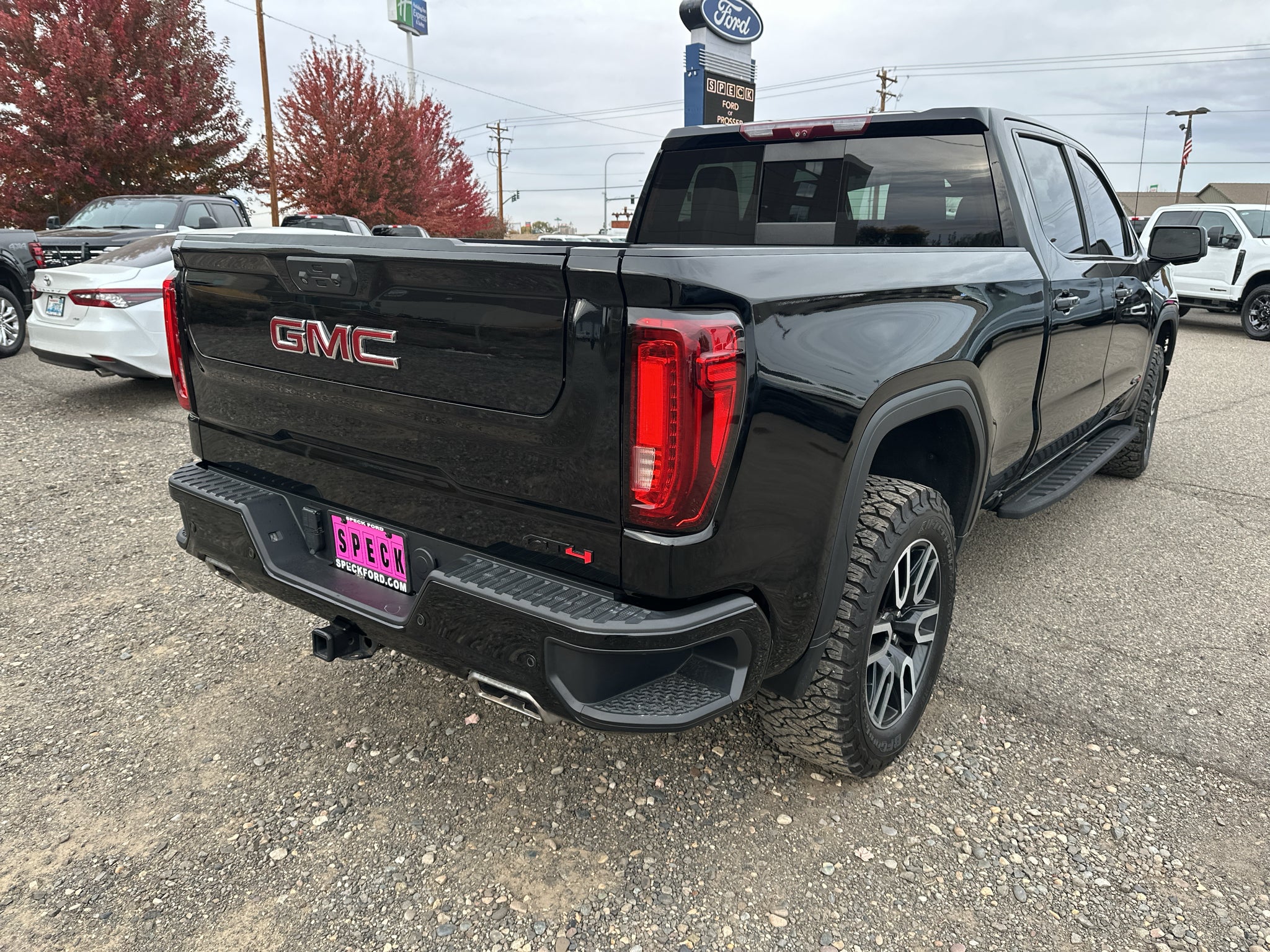 2022 GMC Sierra AT4