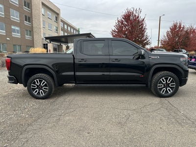 2022 GMC Sierra AT4