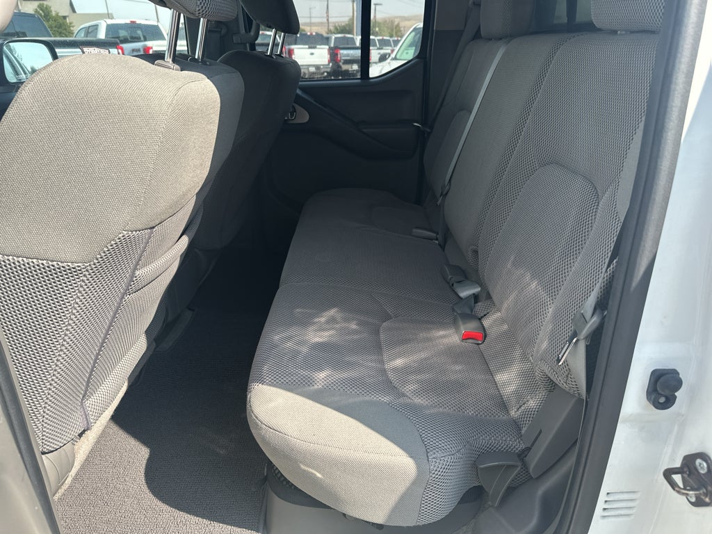 2016 Nissan Frontier SV