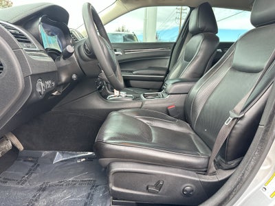 2022 Chrysler 300 300 Touring L