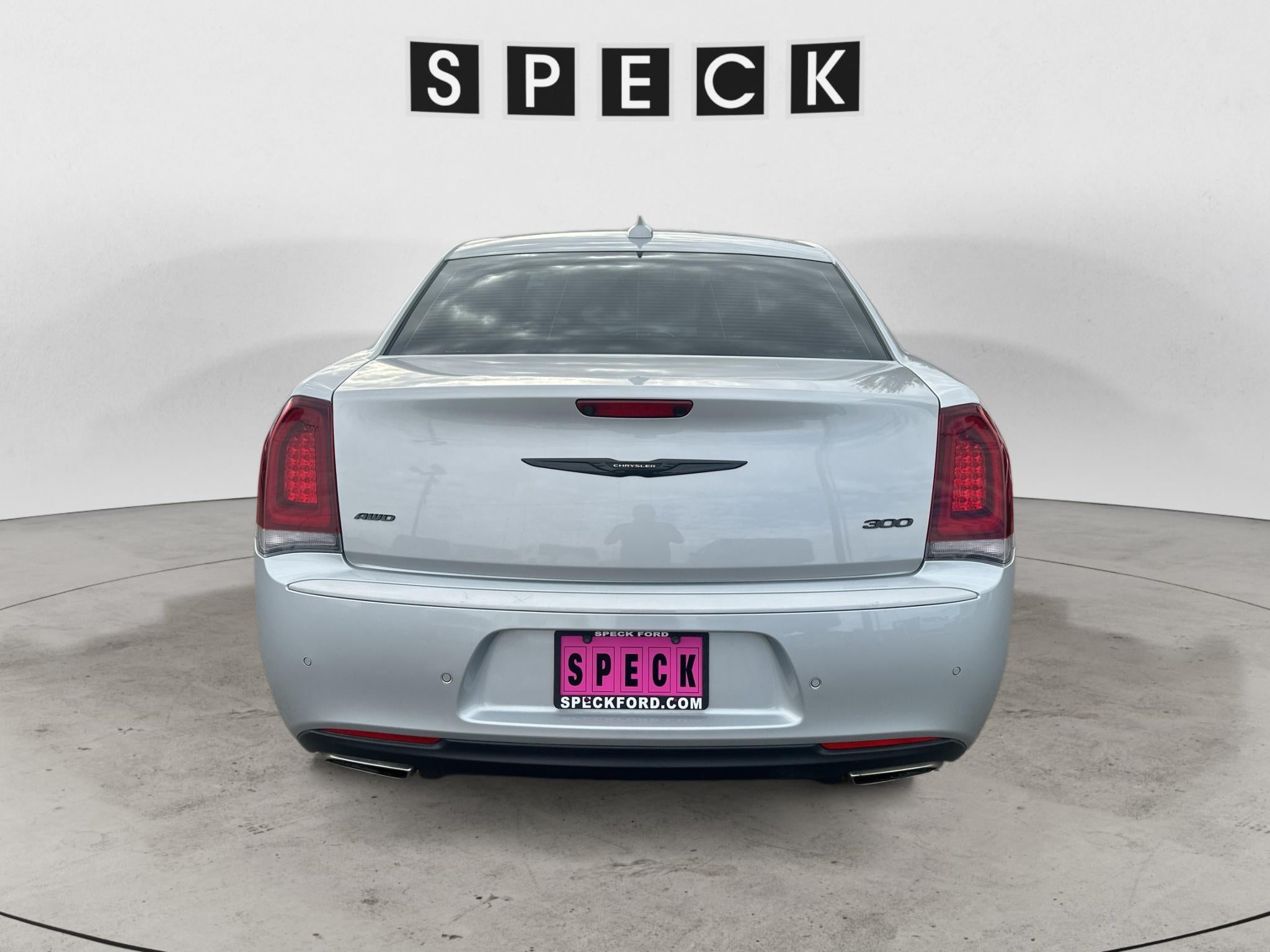 2022 Chrysler 300 300 Touring L