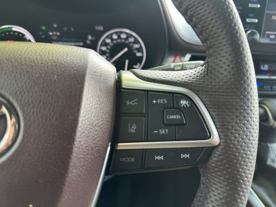 2023 Toyota Sienna Platinum