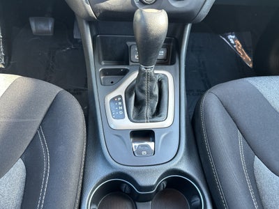 2015 Jeep Cherokee Sport
