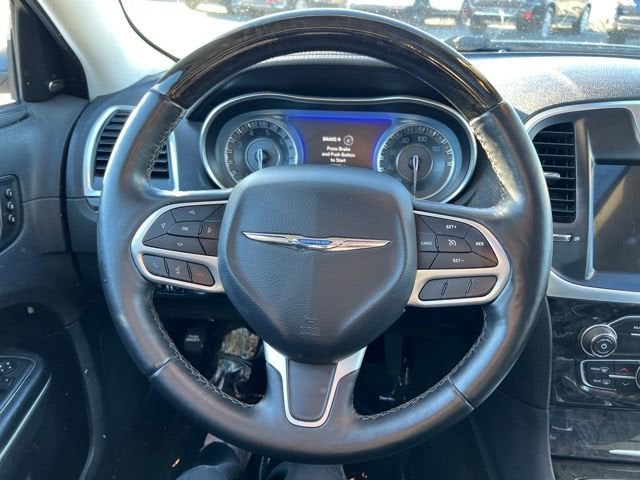 2017 Chrysler 300 300C
