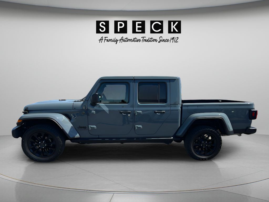 2025 Jeep Gladiator Nighthawk