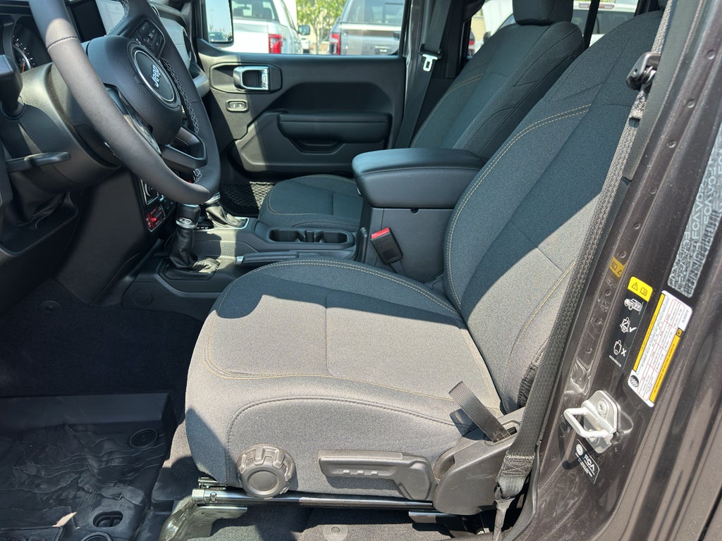 2025 Jeep Gladiator Willys