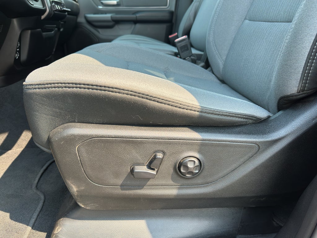 2019 RAM 1500 Big Horn/Lone Star Crew Cab 4x4 6'4" Box