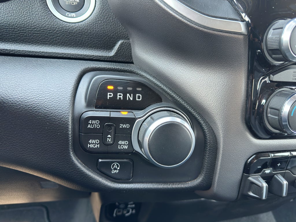 2019 RAM 1500 Big Horn/Lone Star Crew Cab 4x4 6'4" Box