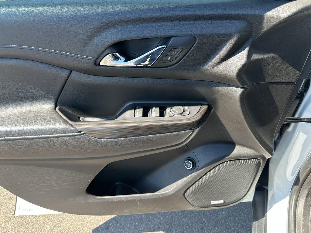 2020 GMC Acadia SLT