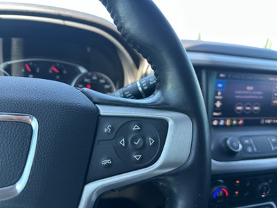 2020 GMC Acadia SLT