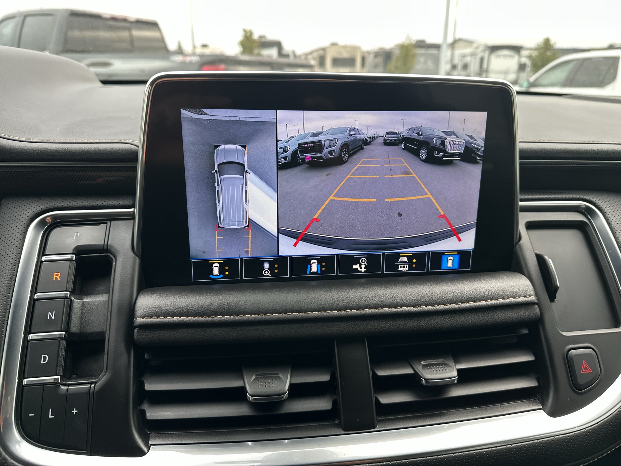 2021 GMC Yukon XL AT4