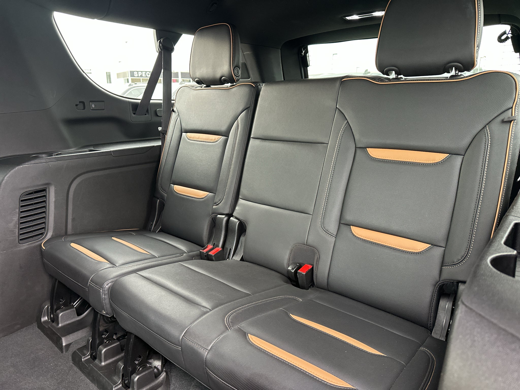 2021 GMC Yukon XL AT4