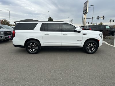 2021 GMC Yukon XL AT4