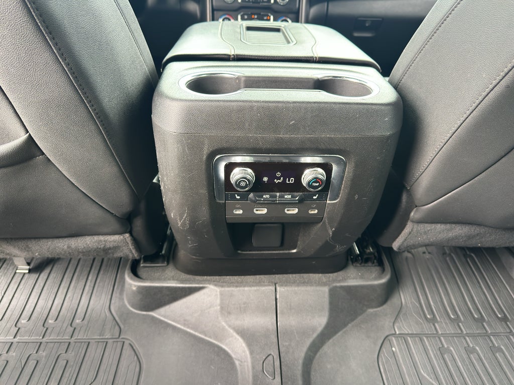 2024 GMC Yukon XL AT4