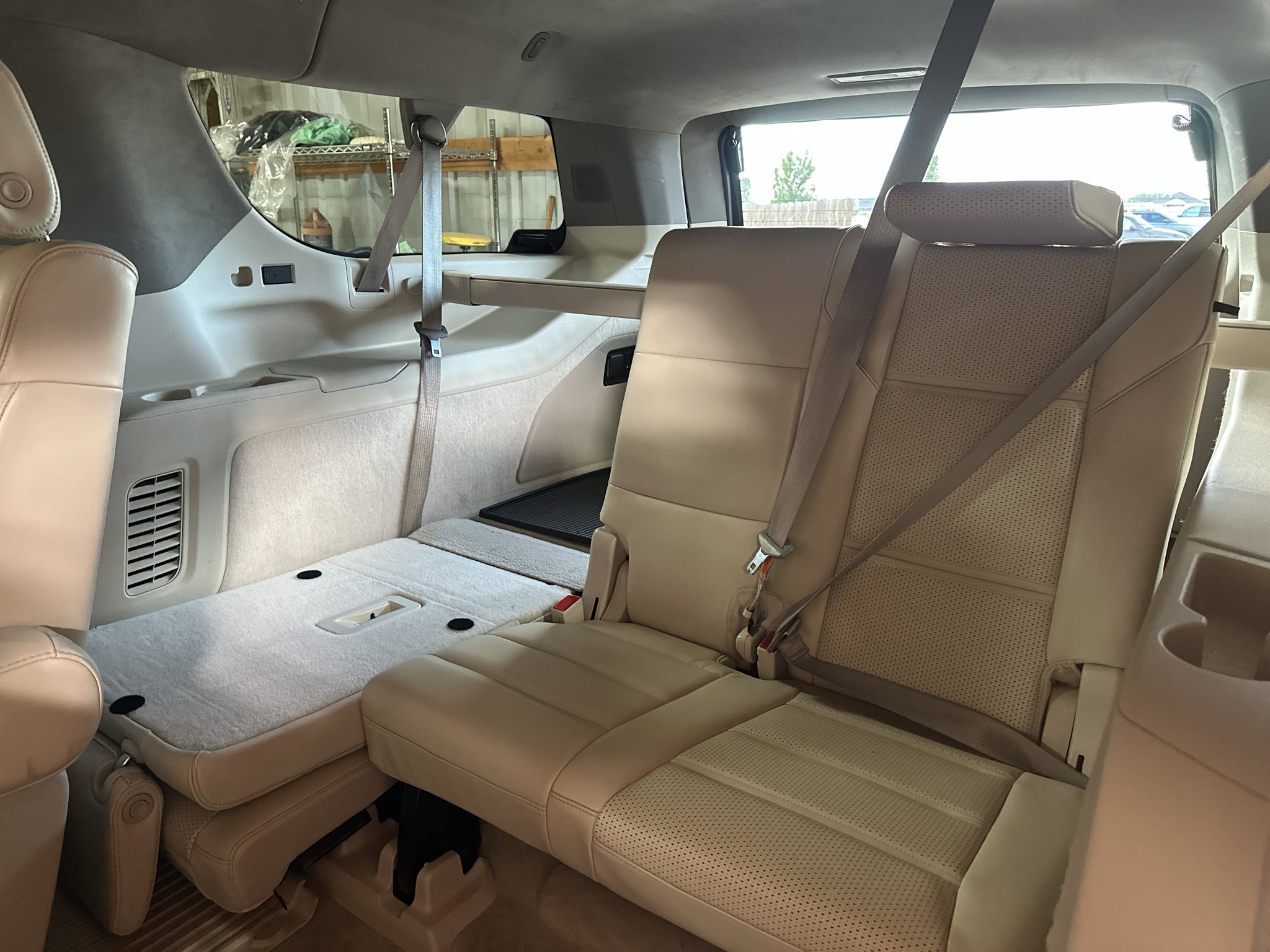 2023 Cadillac Escalade ESV 4WD Sport Platinum