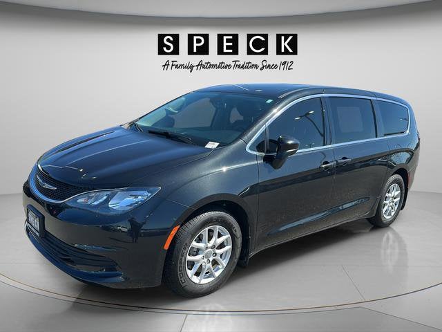 2020 Chrysler Voyager