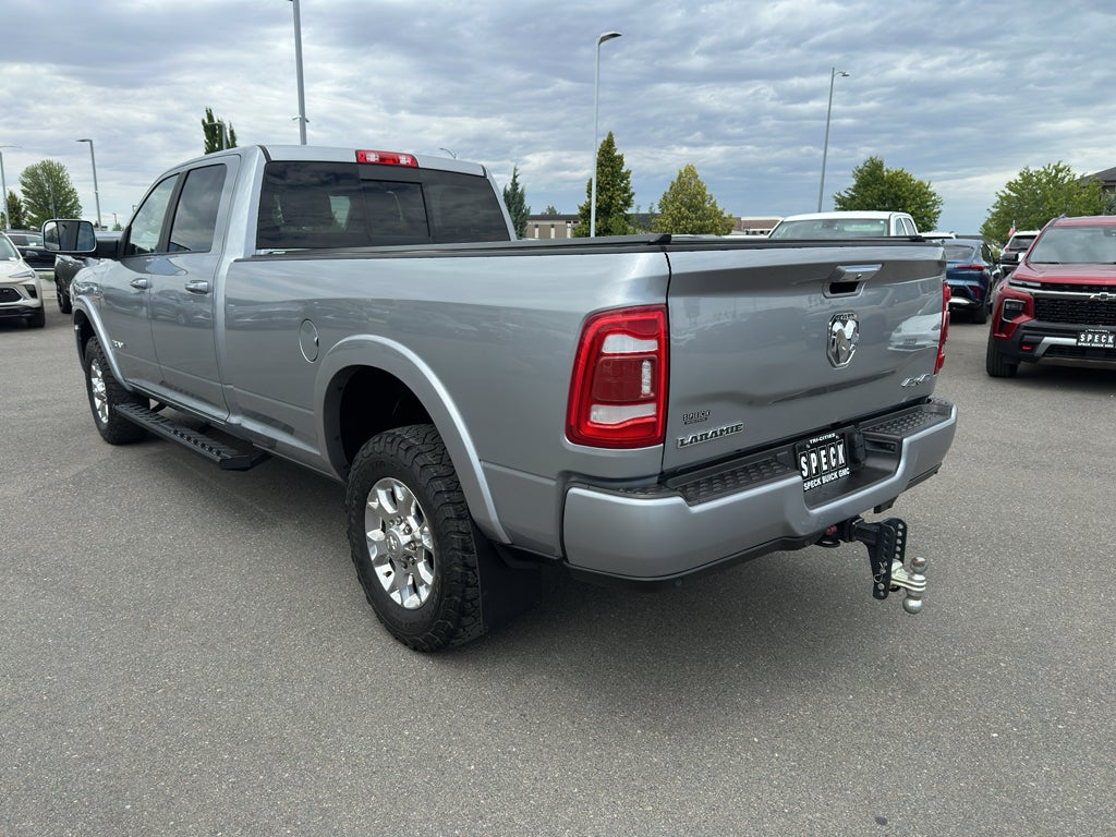 2022 RAM 3500 Laramie Crew Cab 4x4 8' Box