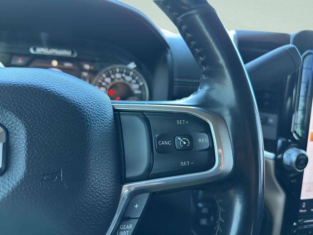 2023 RAM 3500 Laramie Crew Cab 4x4 8' Box