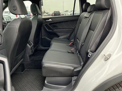 2023 Volkswagen Tiguan SE R-Line Black