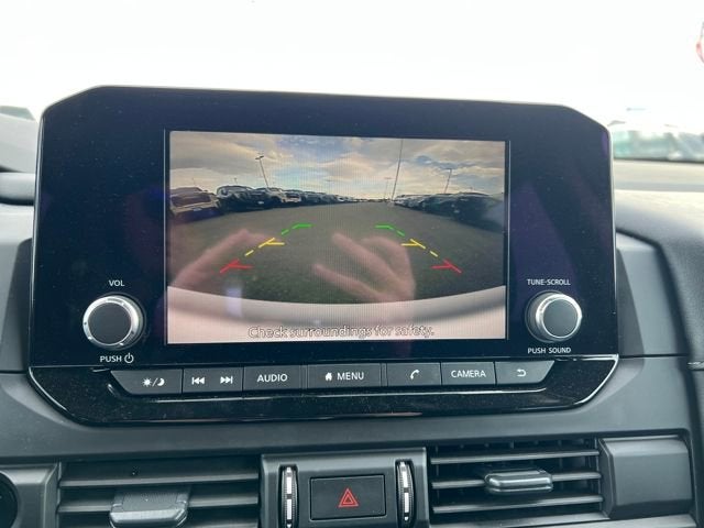 2025 Nissan Pathfinder S