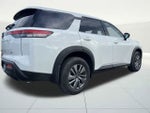 2025 Nissan Pathfinder S