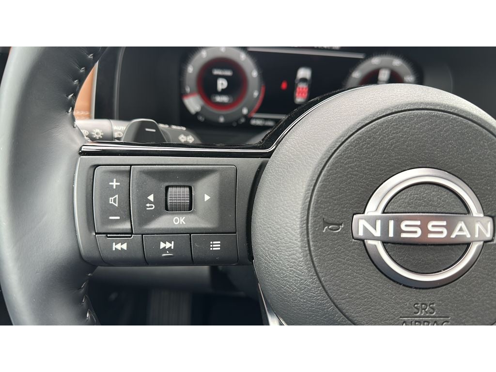 2025 Nissan Pathfinder Platinum 4WD