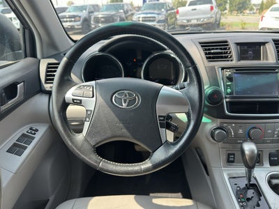 2013 Toyota Highlander SE V6