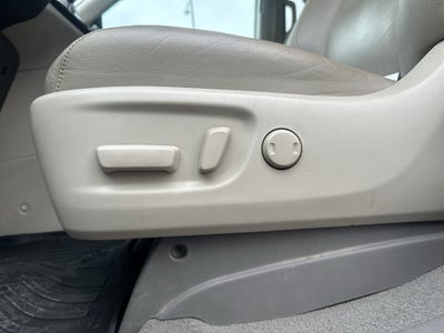 2019 Toyota Sienna XLE 8 Passenger