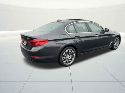 2018 BMW 5 Series 530i