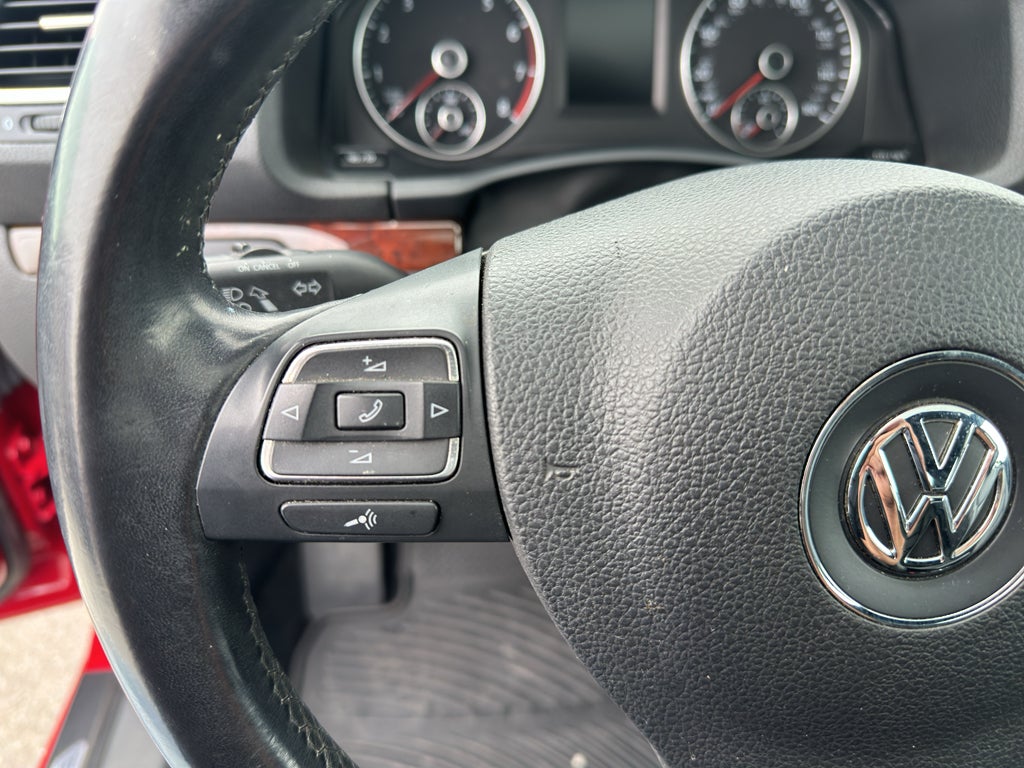 2012 Volkswagen Eos Lux