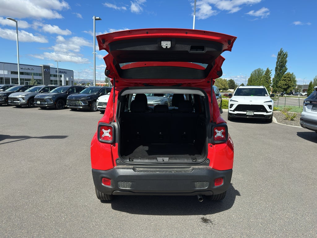2023 Jeep Renegade Latitude 4x4