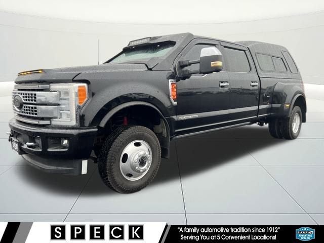 2017 Ford Super Duty F-350 DRW Lariat