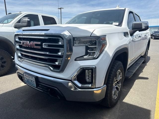 2019 GMC Sierra 4WD Crew Cab Short Box SLT's photo