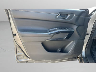 2024 Nissan Pathfinder S