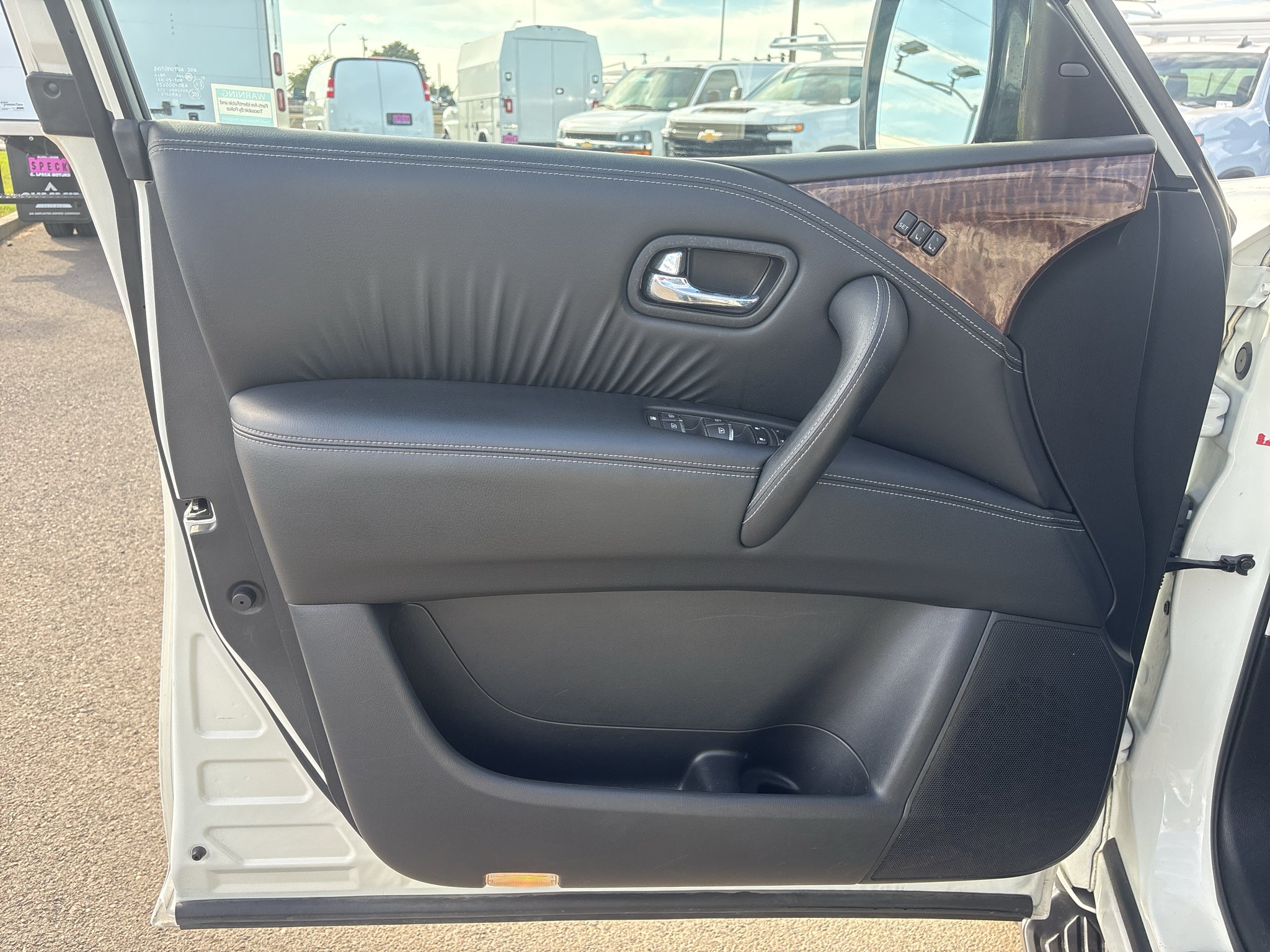 2017 Nissan Armada Platinum