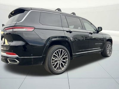 2022 Jeep Grand Cherokee L Summit