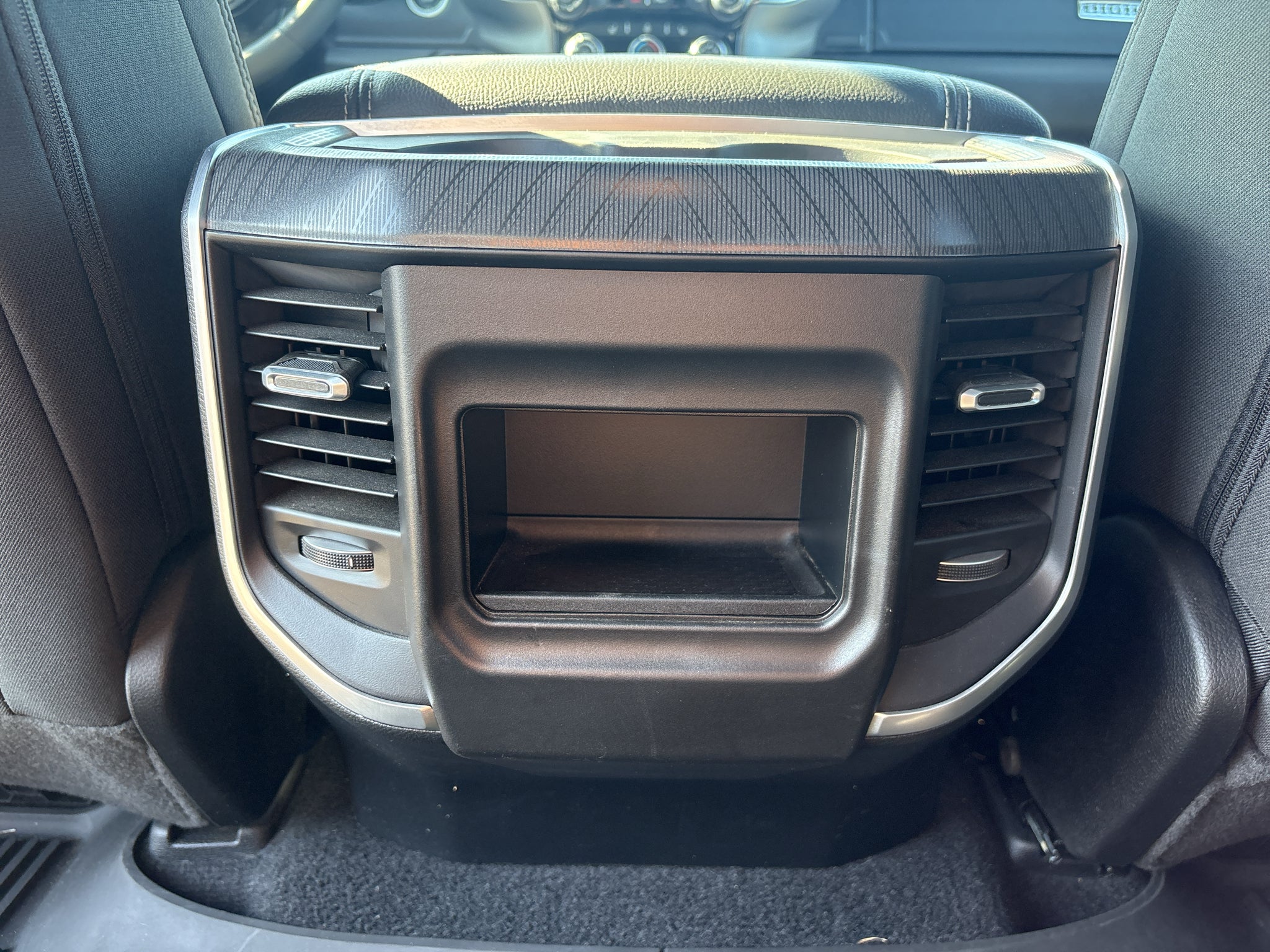 2025 RAM 1500 Big Horn Crew Cab 4x4 6'4' Box