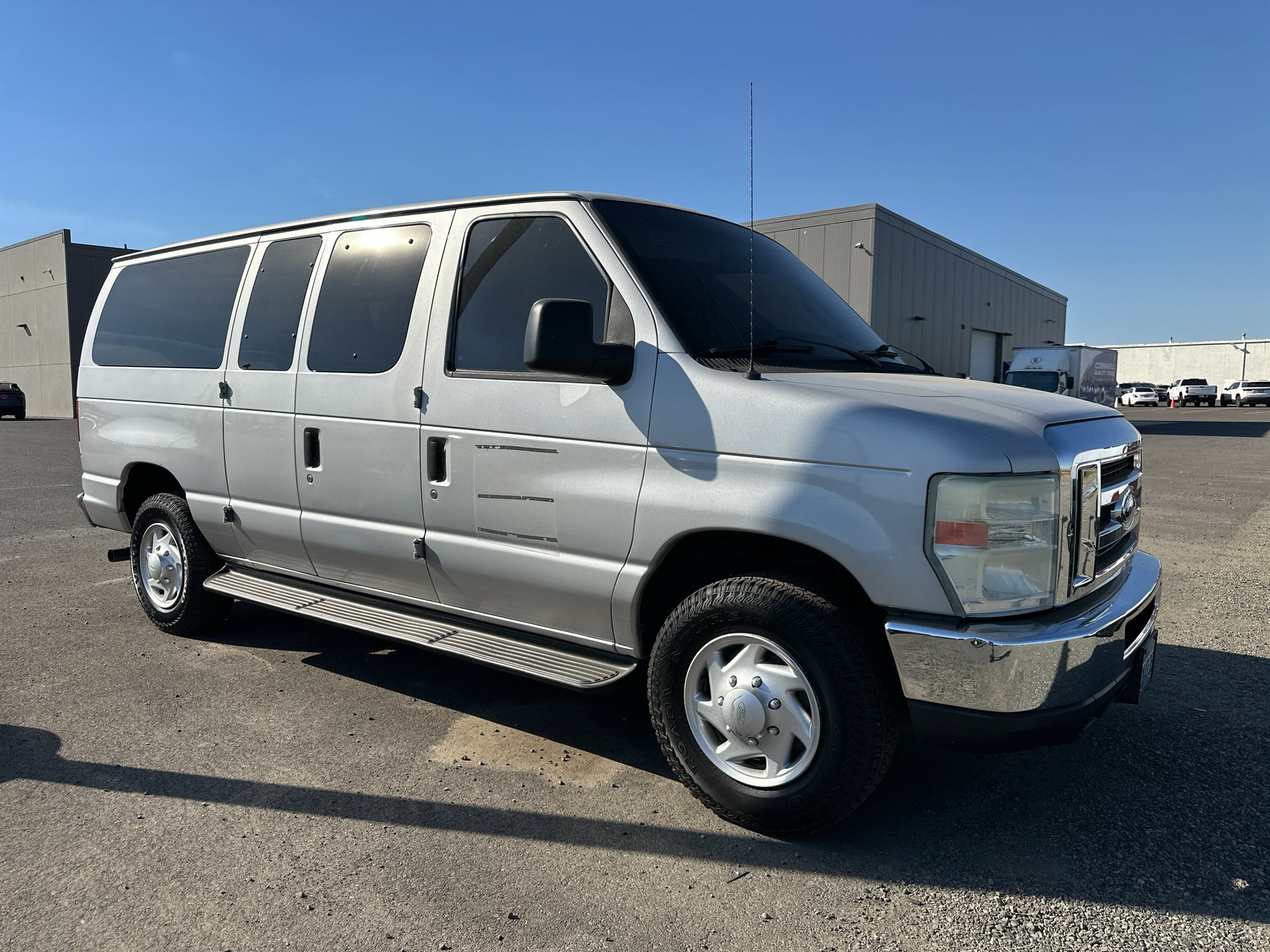 2010 Ford E-350 Super Duty XLT