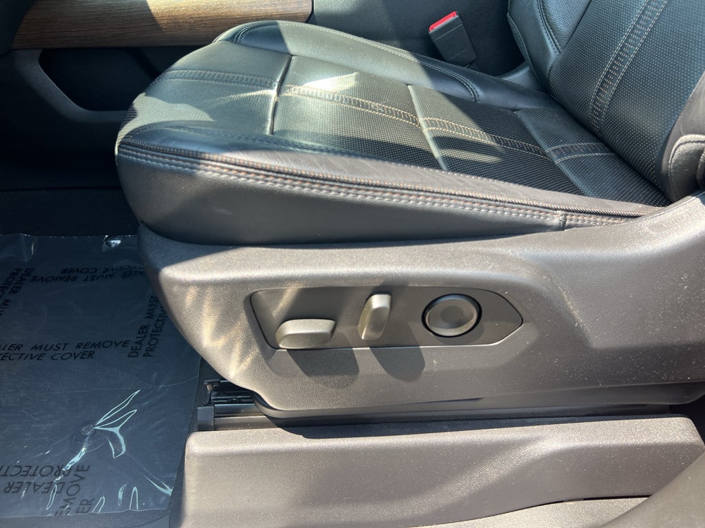 2023 Chevrolet Silverado 1500 4WD Crew Cab Short Bed High Country