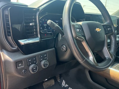 2023 Chevrolet Silverado 1500 4WD Crew Cab Short Bed High Country