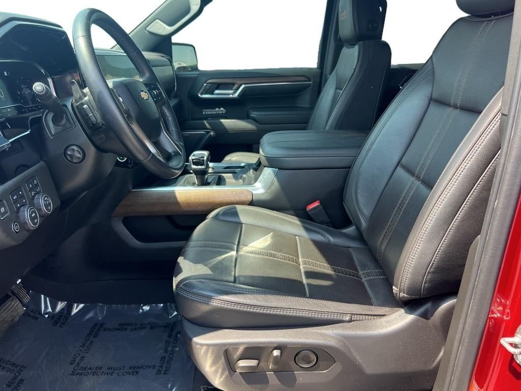 2023 Chevrolet Silverado 1500 4WD Crew Cab Short Bed High Country