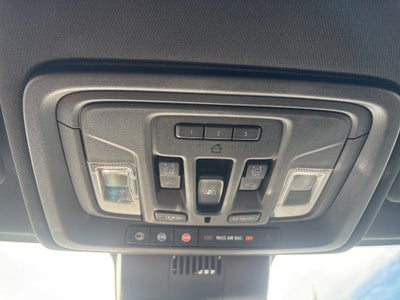 2022 Chevrolet Silverado 1500 4WD Crew Cab Short Bed High Country