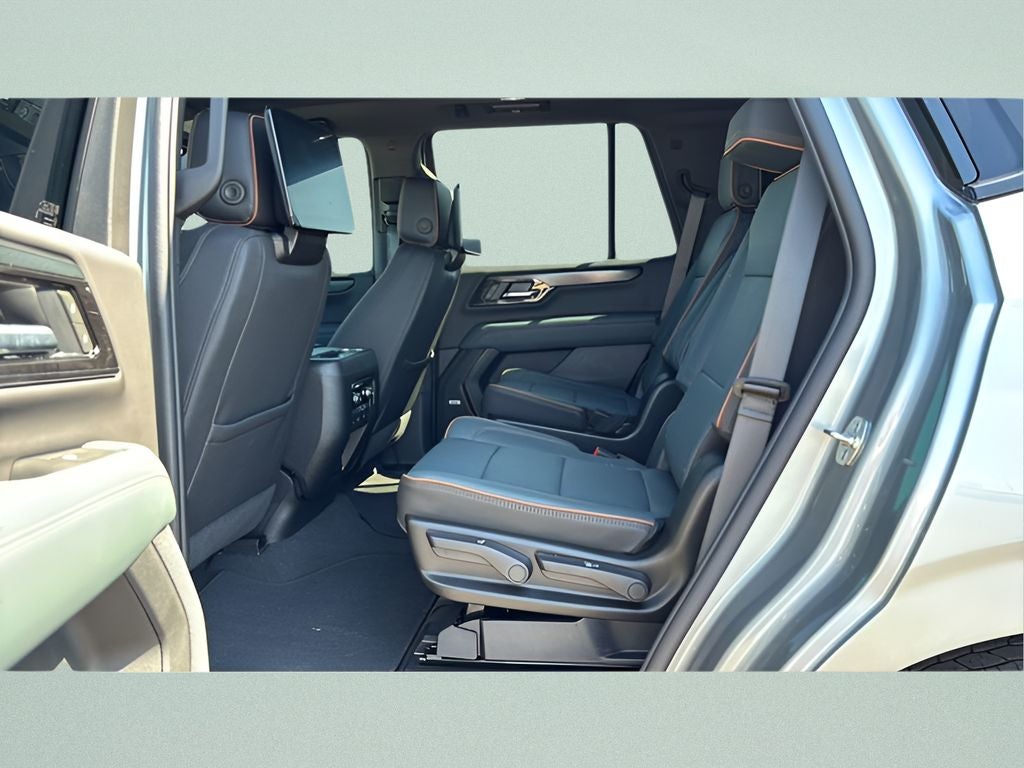 2025 GMC Yukon 4WD AT4
