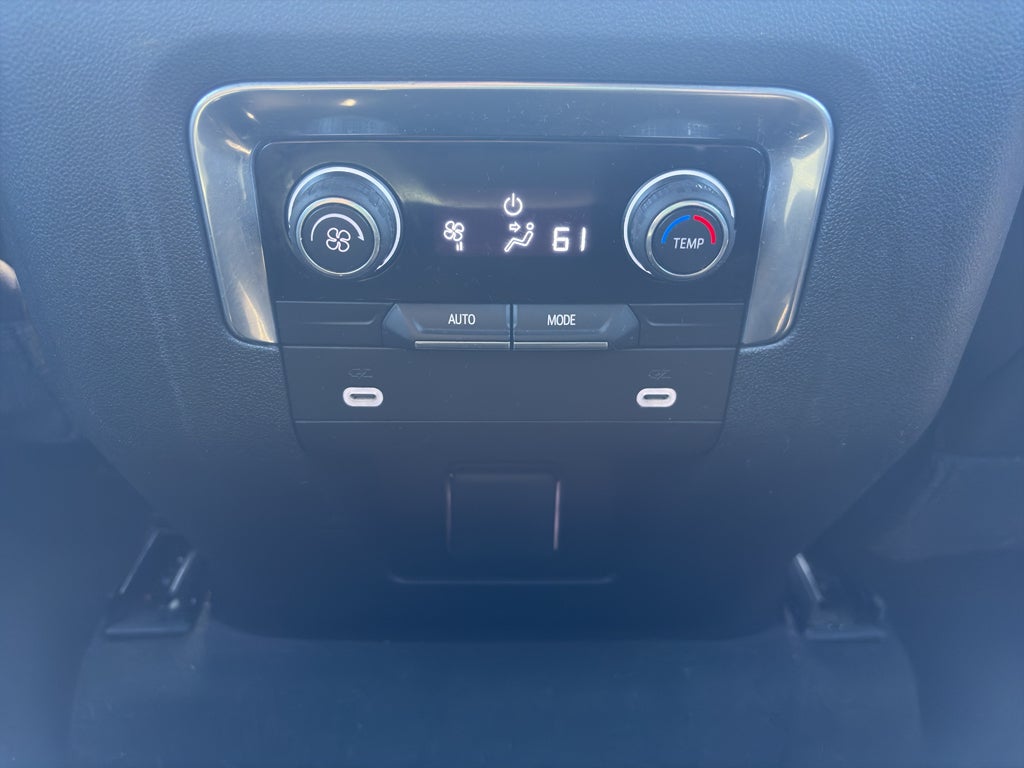 2021 Chevrolet Suburban 4WD LT