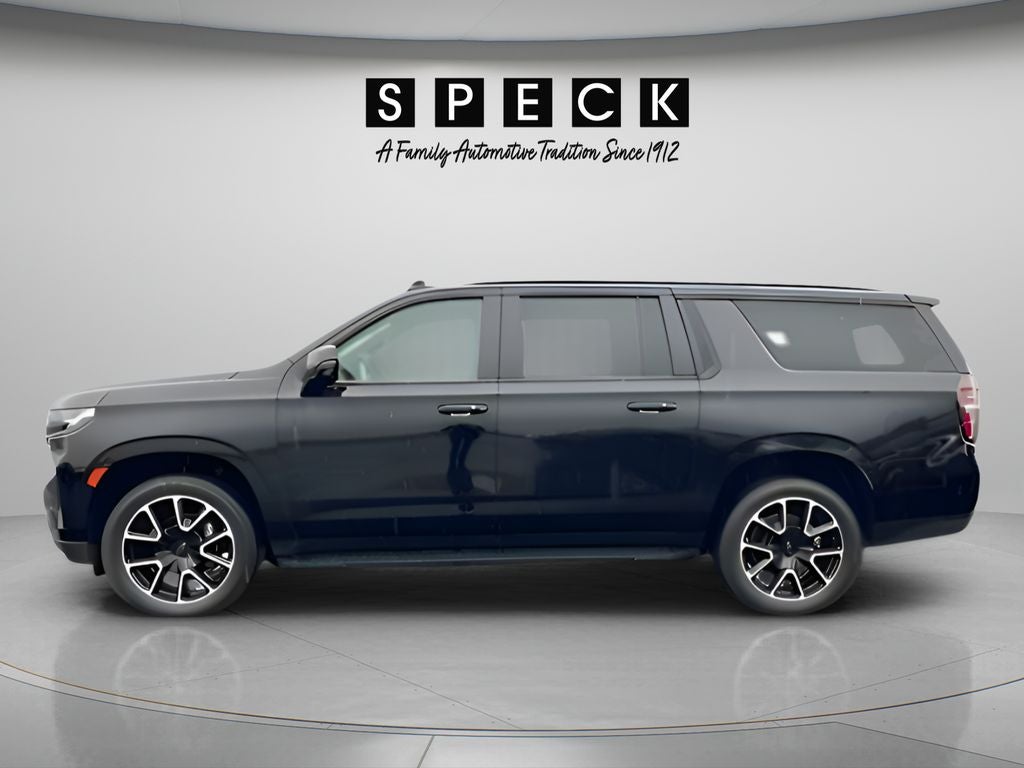 2024 Chevrolet Suburban 4WD RST